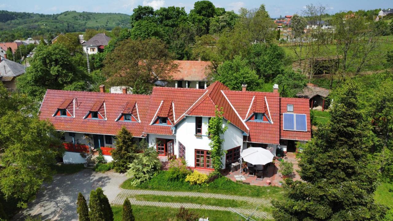 Guest House Magyar Route 66 Szilvasvarad Bagian luar foto