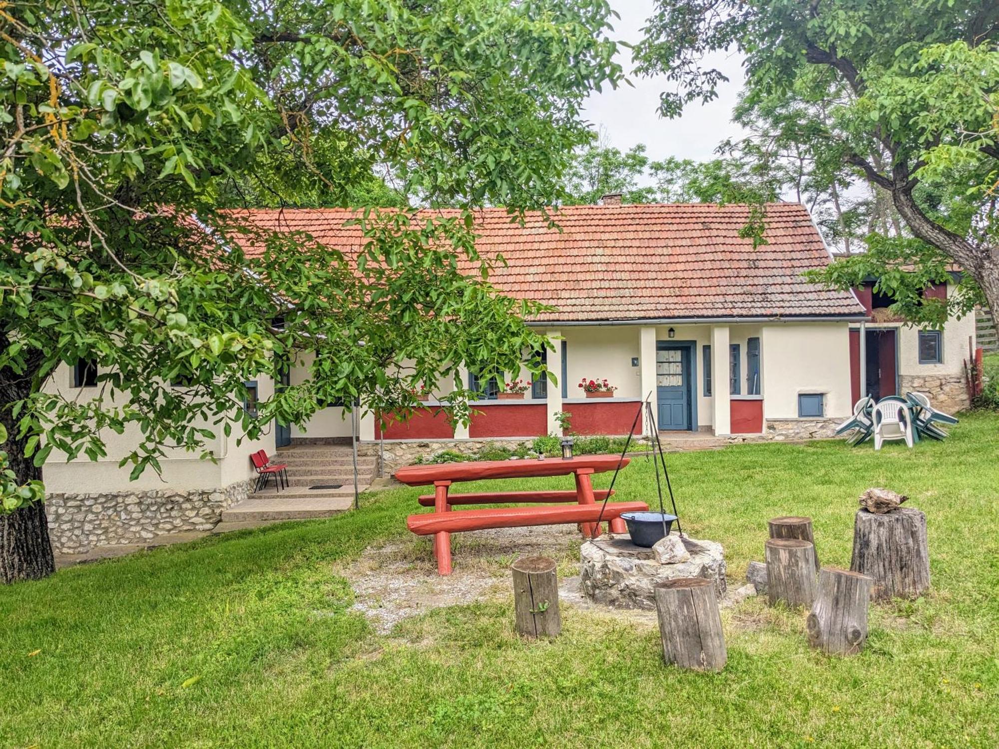 Guest House Magyar Route 66 Szilvasvarad Ruang foto