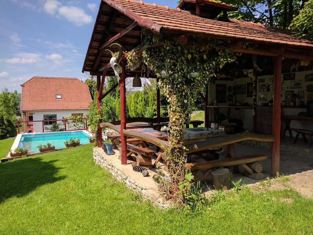 Guest House Magyar Route 66 Szilvasvarad Bagian luar foto